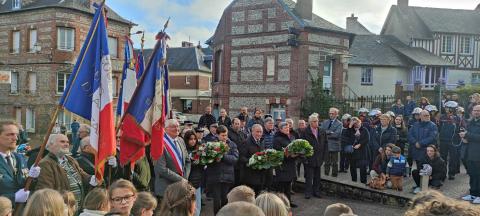 Hommage aux combattants : un devoir de mémoire partagé