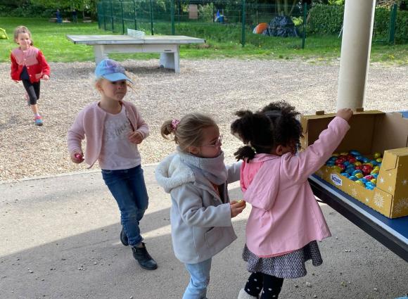 La chasse aux œufs - École Sainte-Marie